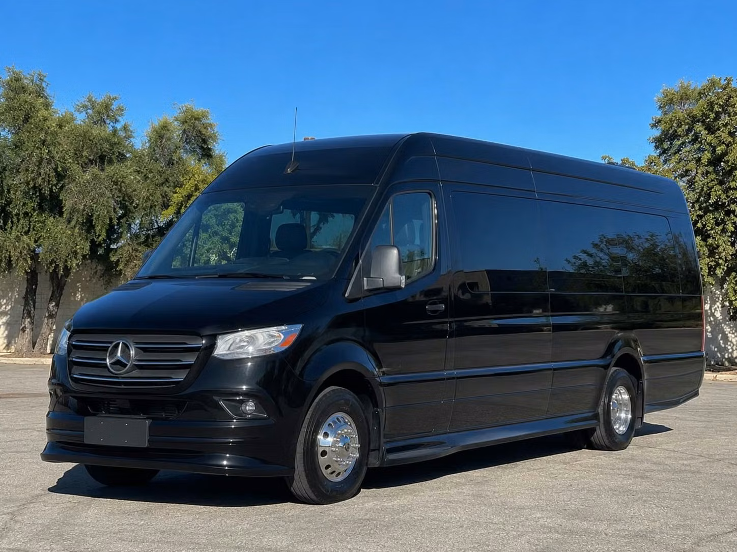woodstock bus rental options for every group size