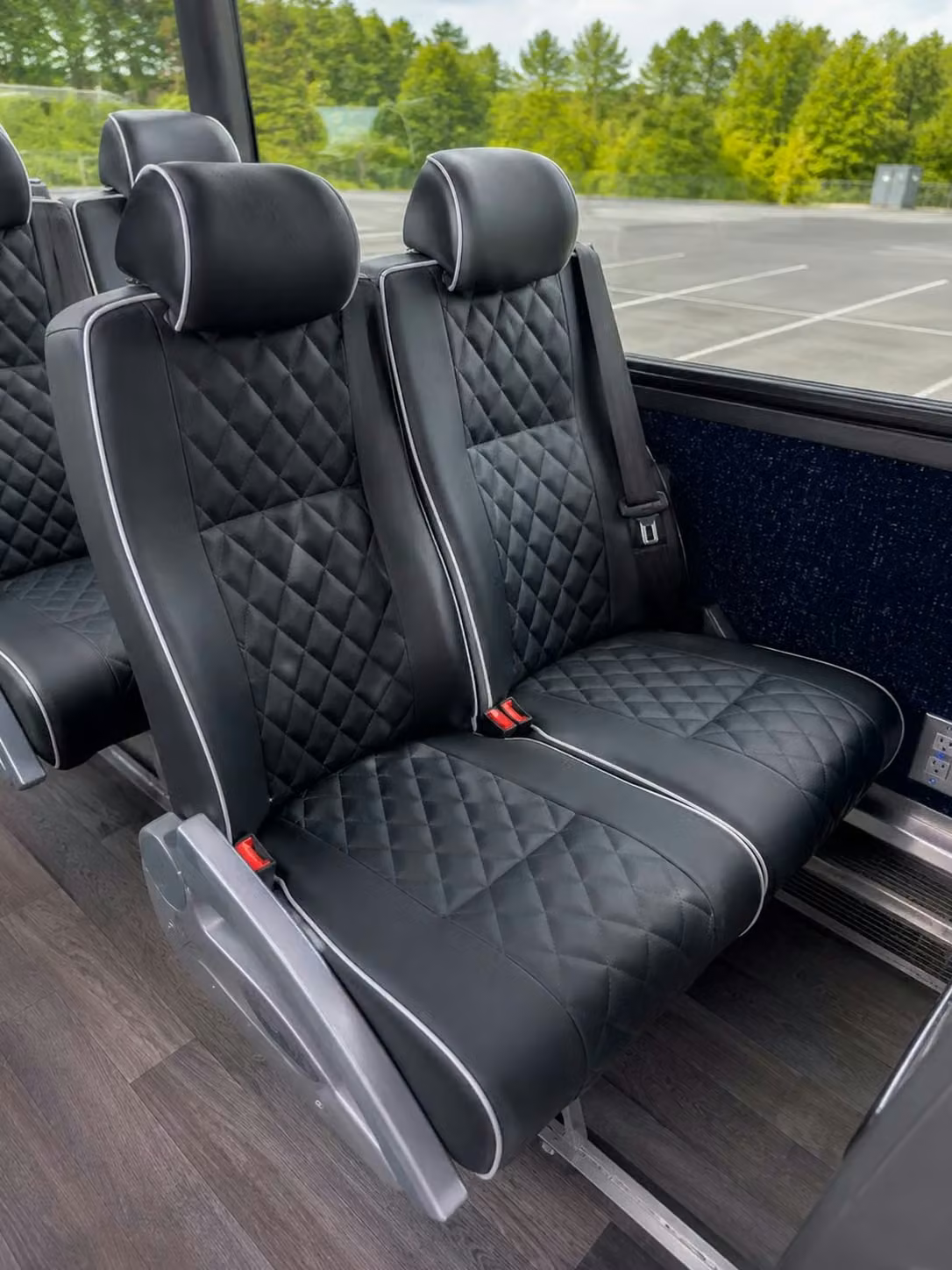 woodstock charter bus reclining seats