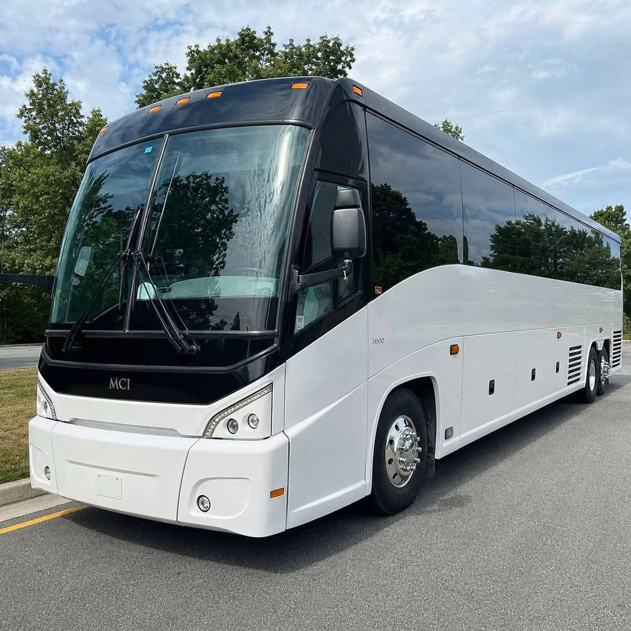 woodstock concert shuttle bus rentals in woodstock with a built in dd