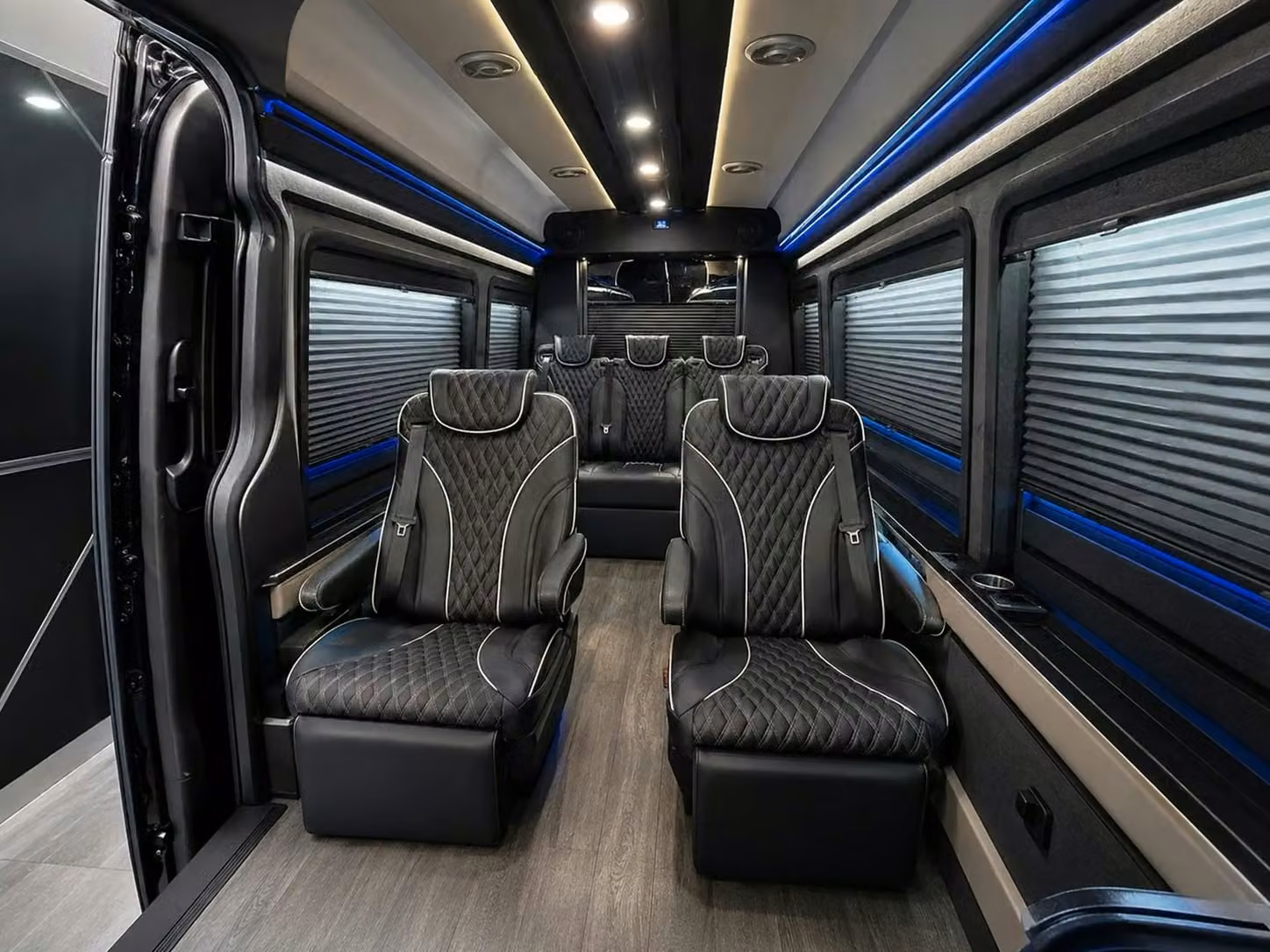 woodstock direct shuttles between woodstock airports and local hotels