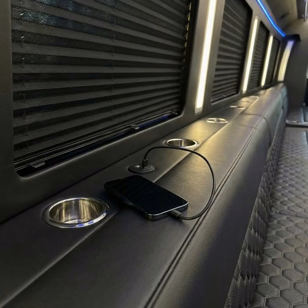 woodstock party bus usb charging